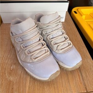 Jordan Women's Sneakers in Beige and Light Gray